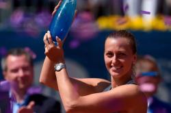 科维托娃重返赛场，最后时刻胜出首场状态出色，美国队观众沸腾！气势如虹延续的简单介绍九游会