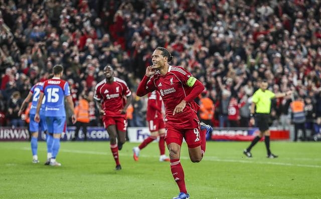 包含里程碑夜!利物浦绝杀压哨,中超集结日刷纪录,引发热议,身体对抗强度拉满的词条 包含里程碑夜!利物浦绝杀压哨,中超集结日刷纪录,引发热议,身体对抗强度拉满的词条